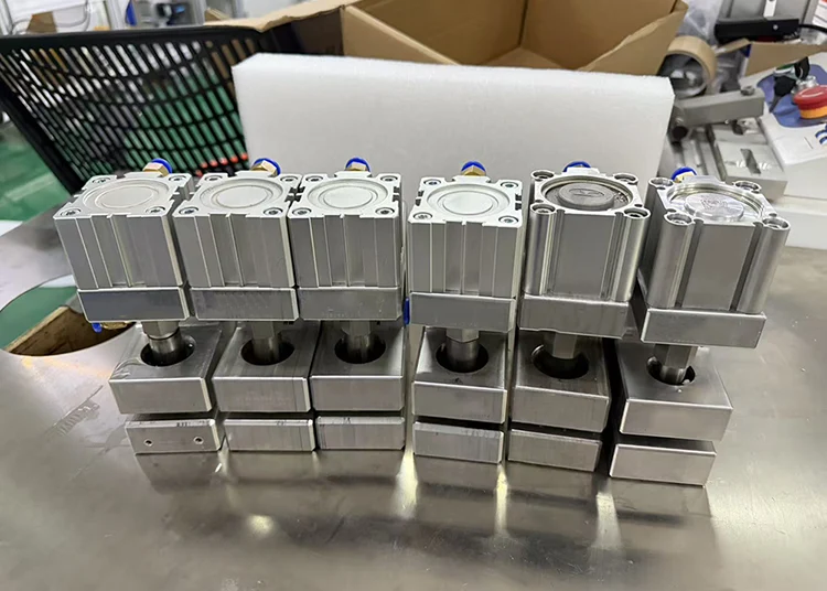 Pneumatik Full-cut Die